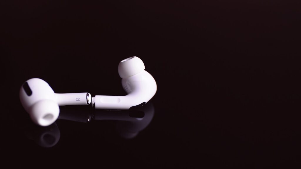 How To Choose The Right Wireless Earbuds