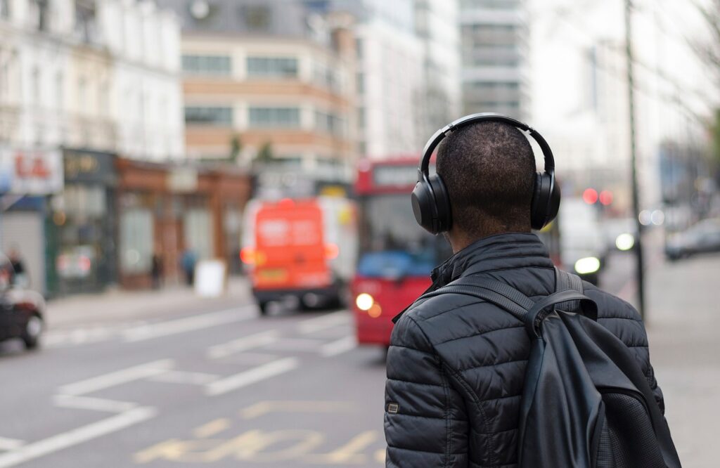 Top 10 Noise-cancelling Over-ear Headphones